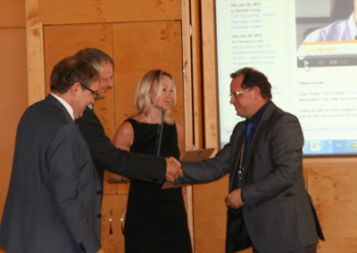2 happy 800x600 gallery big - Sabris získal 2. místo v Best Performance Challenge for SAP partners 2012 - sabris.com