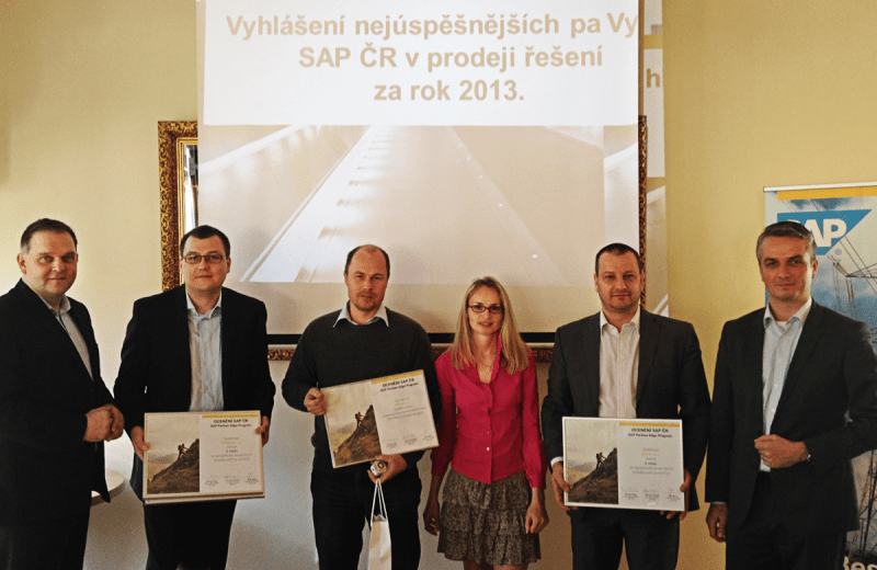 sabris sap award 20132 gallery big - Sabris nejúspěšnějším partnerem v prodeji licencí SAP za rok 2013 - sabris.com